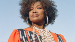 Chanteuse Oumou Sangare